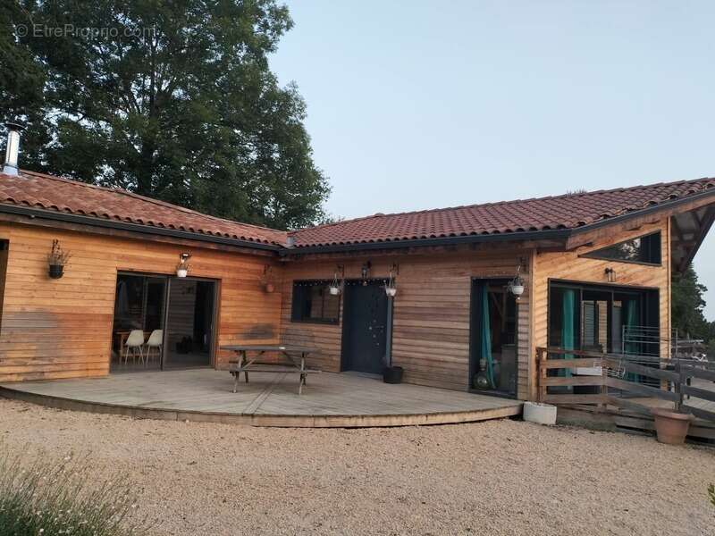 Maison à FRANQUEVIELLE