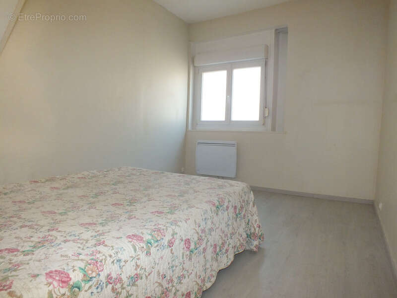 Maison à MONTIGNY-MONTFORT