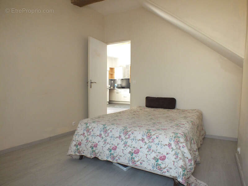 Maison à MONTIGNY-MONTFORT