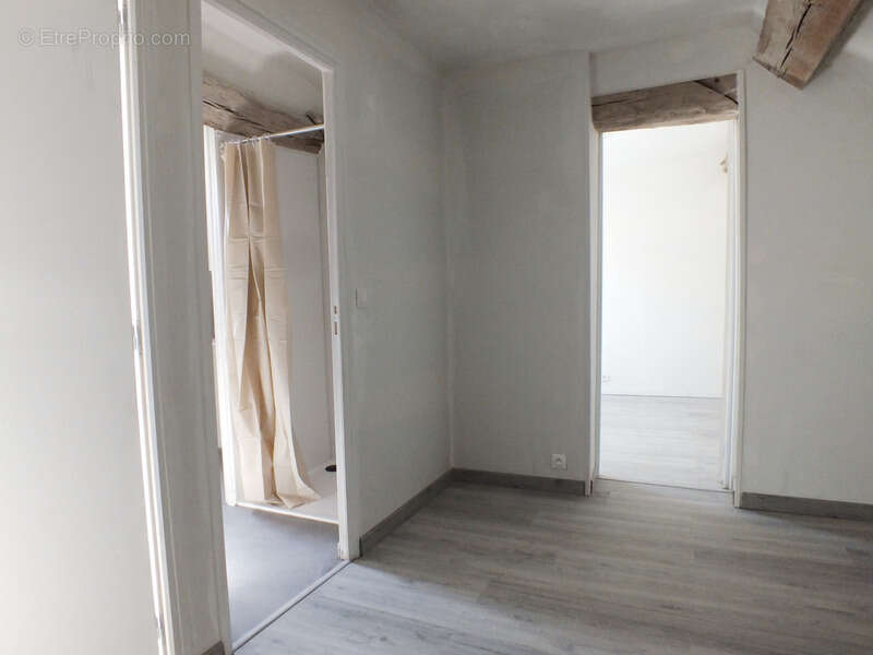 Maison à MONTIGNY-MONTFORT