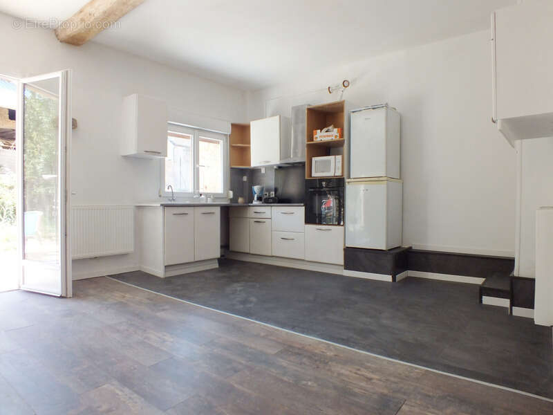 Maison à MONTIGNY-MONTFORT