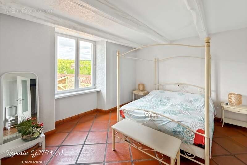 Maison à MONTAUVILLE