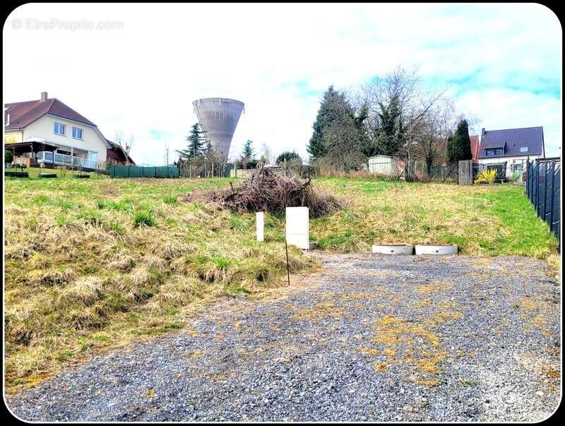 Terrain à SARREGUEMINES
