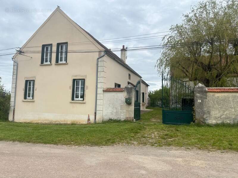 Maison à SEMUR-EN-AUXOIS