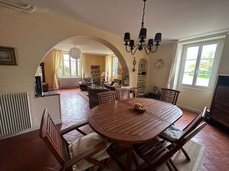 Maison à SEMUR-EN-AUXOIS