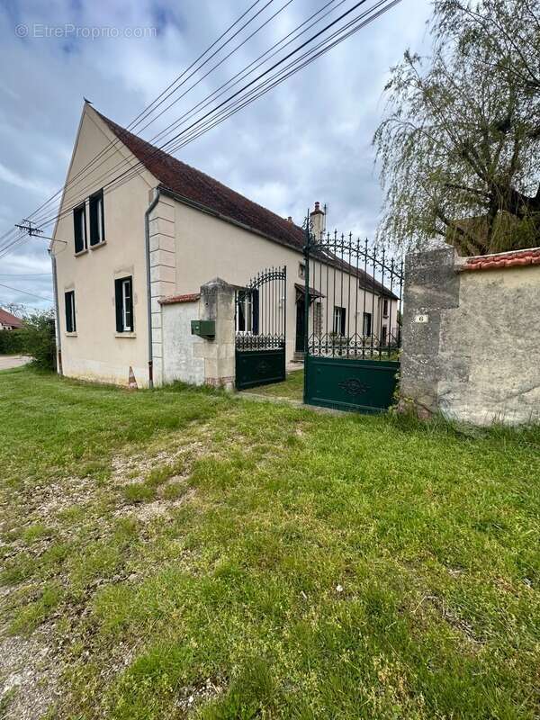Maison à SEMUR-EN-AUXOIS