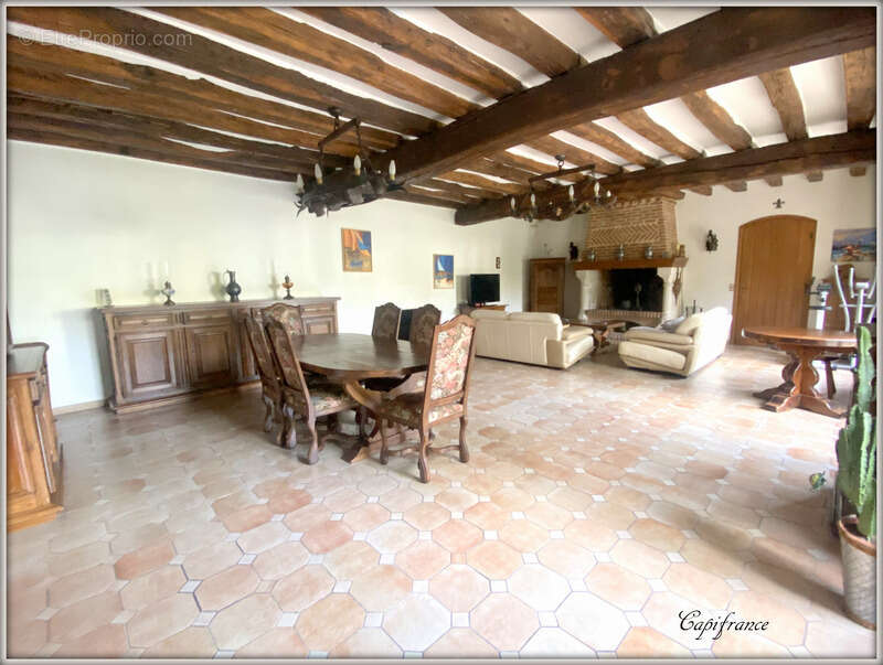 Maison à AULNAY-SOUS-BOIS