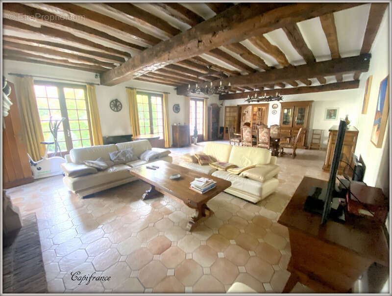 Maison à AULNAY-SOUS-BOIS