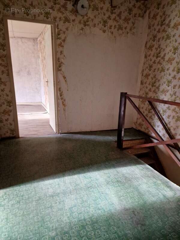 Maison à CONTREXEVILLE