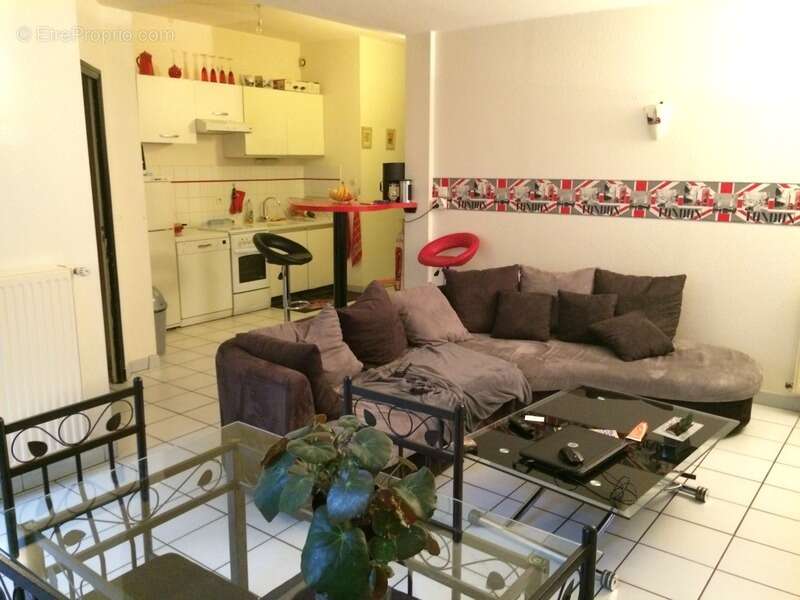 Appartement à CONTREXEVILLE