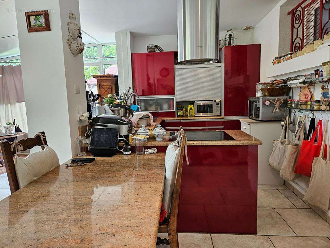 Maison à SAINTE-LIVRADE-SUR-LOT