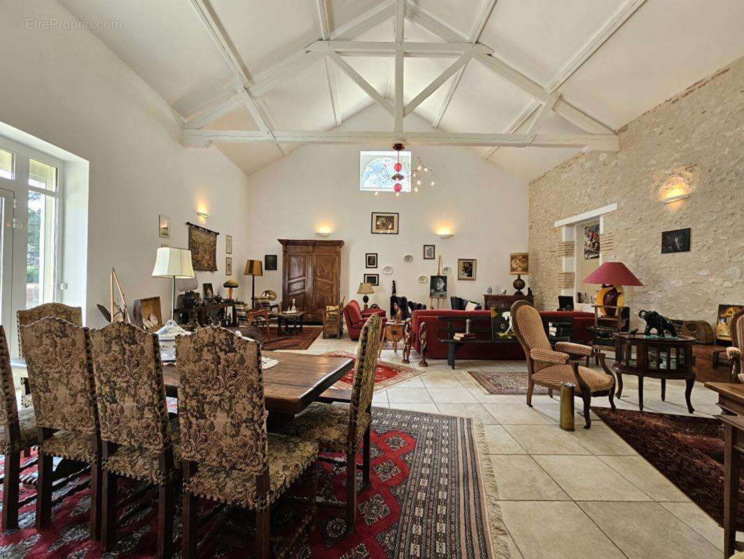 Maison à SAINTE-LIVRADE-SUR-LOT