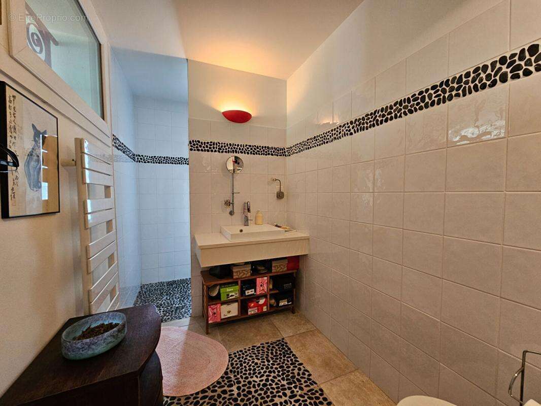 Maison à SAINTE-LIVRADE-SUR-LOT