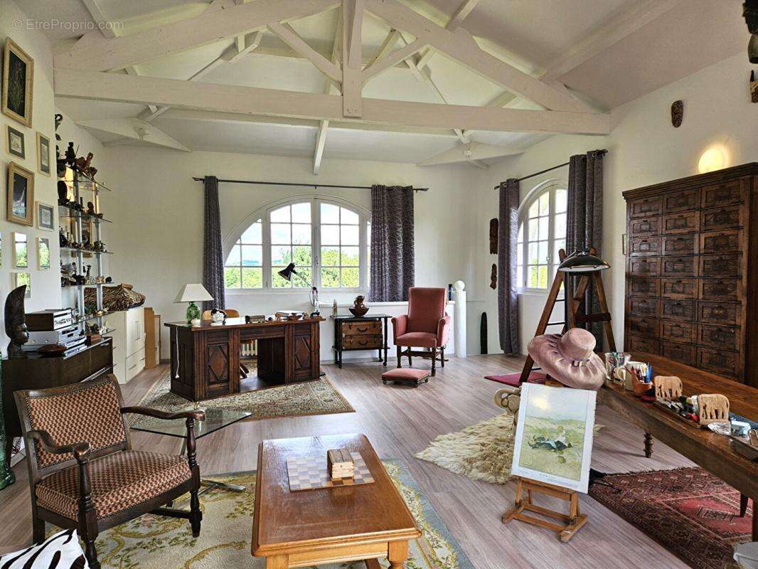 Maison à SAINTE-LIVRADE-SUR-LOT