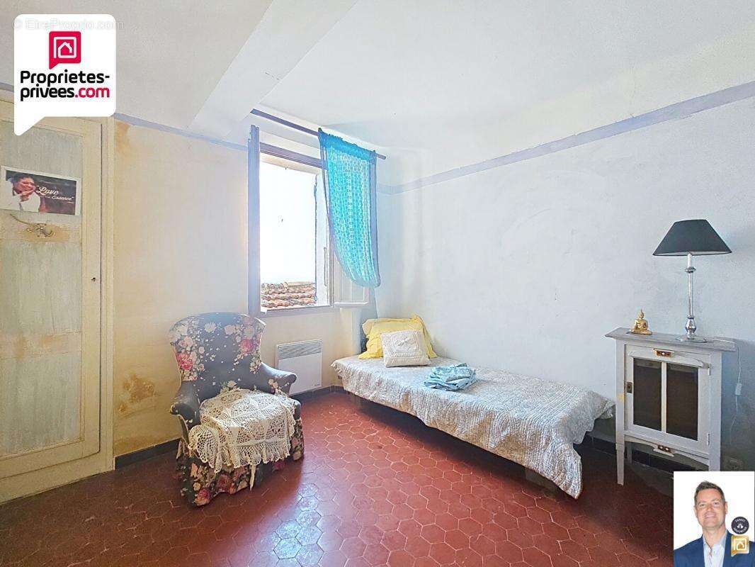 Maison à SAINT-CEZAIRE-SUR-SIAGNE