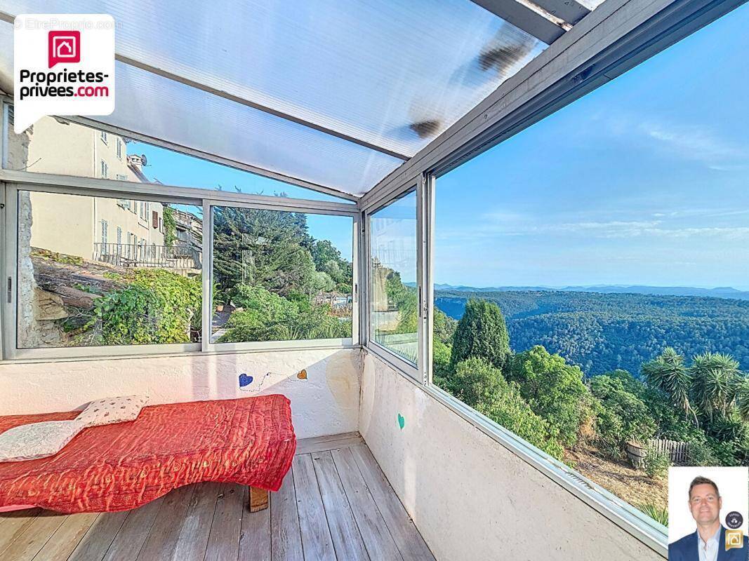 Maison à SAINT-CEZAIRE-SUR-SIAGNE