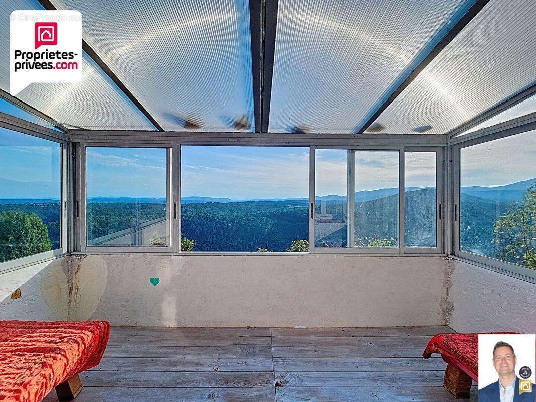 Maison à SAINT-CEZAIRE-SUR-SIAGNE