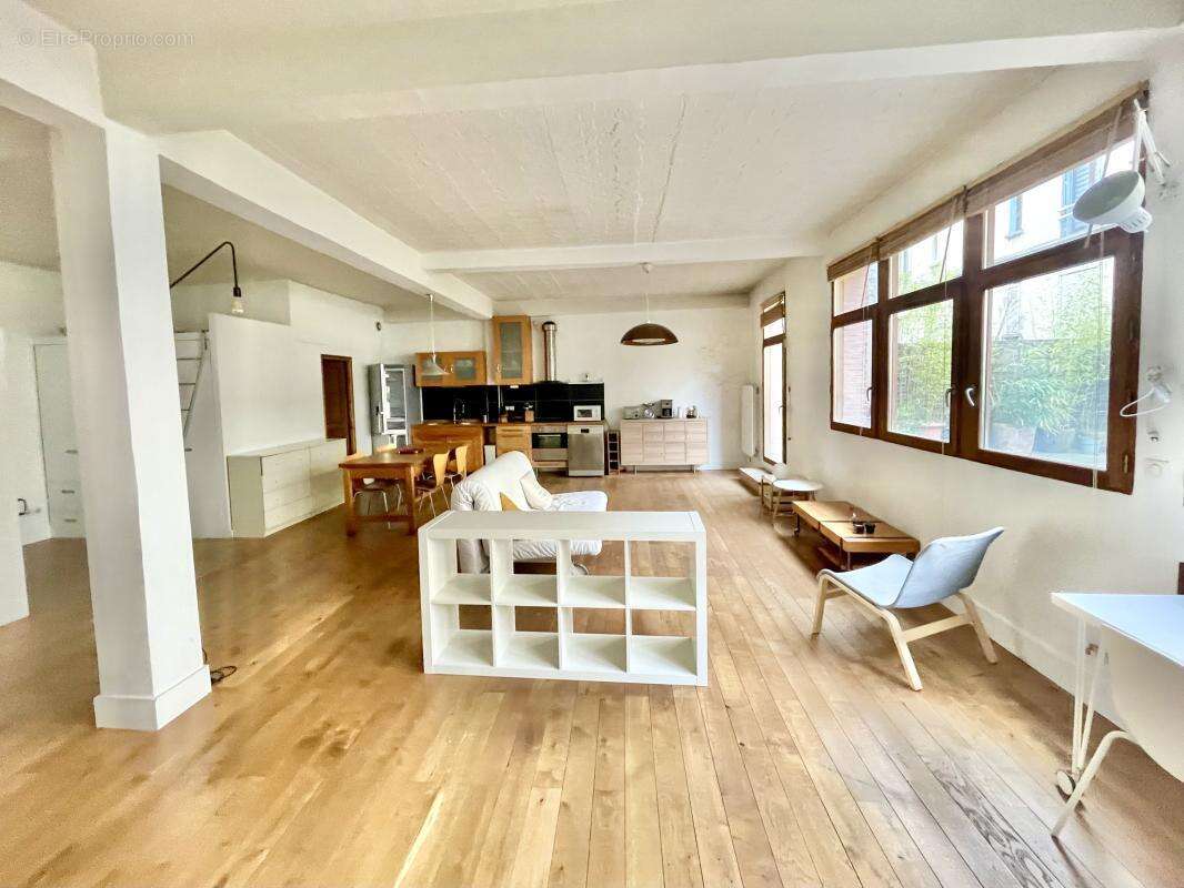 Appartement à SAINT-DENIS