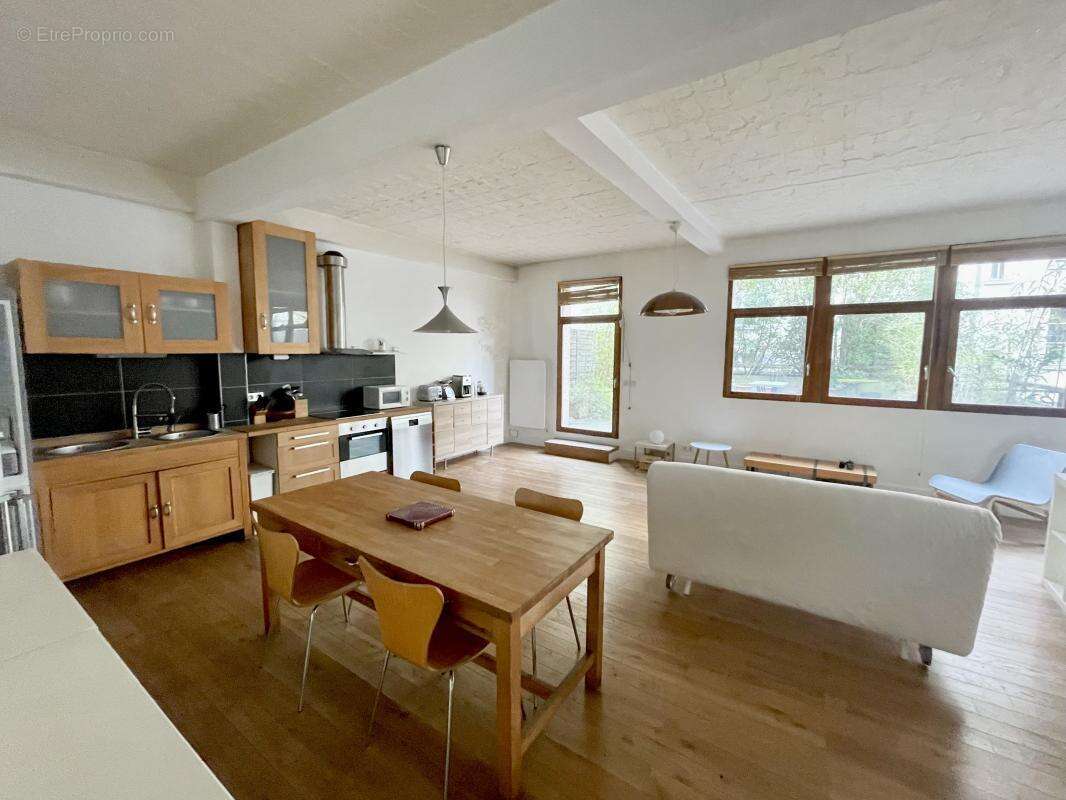 Appartement à SAINT-DENIS