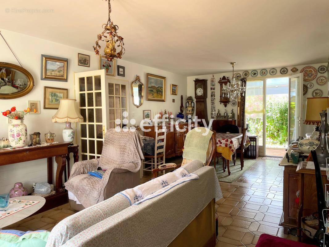 Maison à L&#039;HOUMEAU