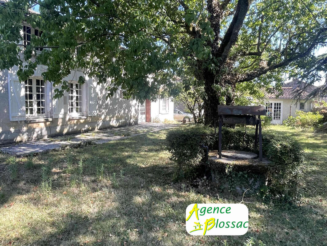 Maison à SAINT-JEAN-DE-SAUVES