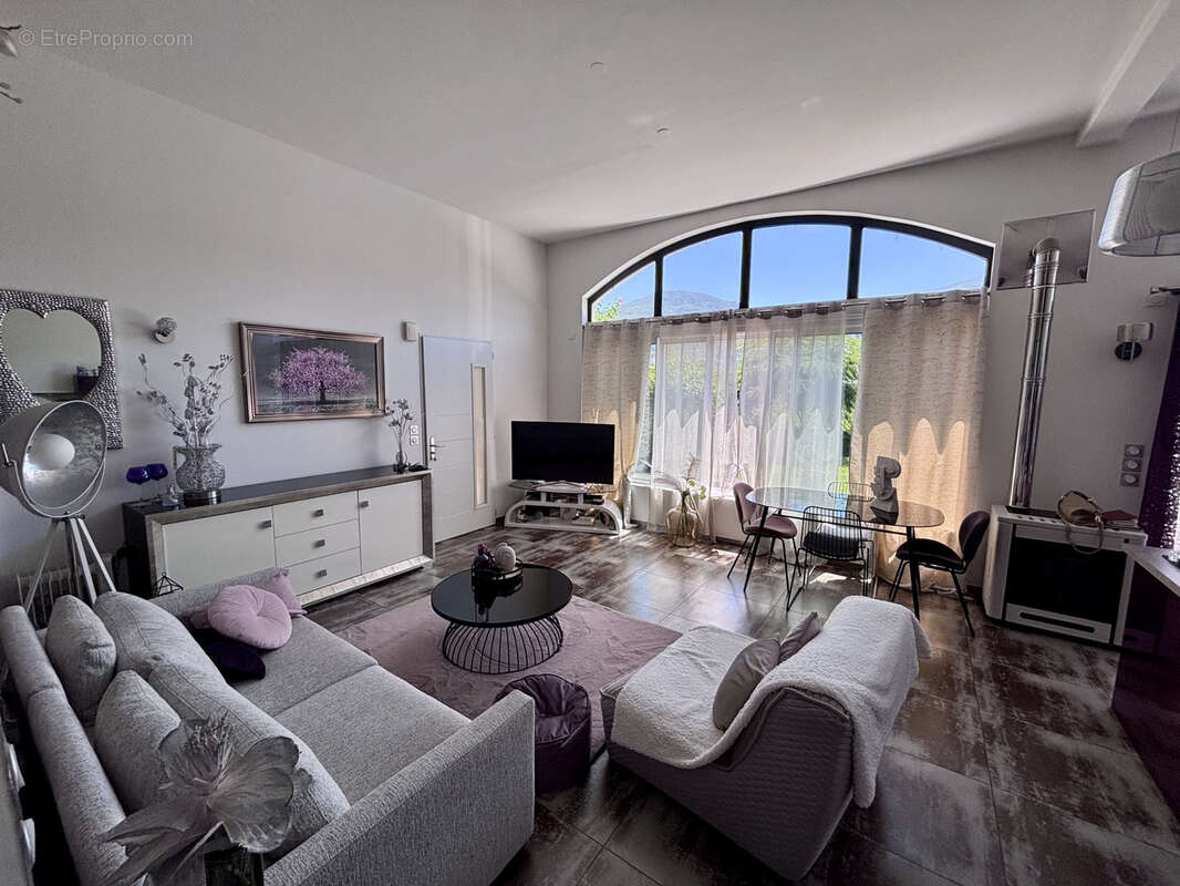 Appartement à LA SAULCE