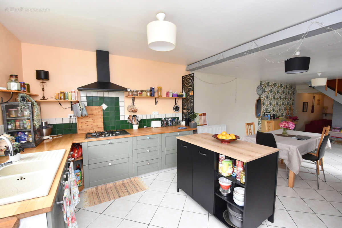 Maison à VILLERS-BOCAGE