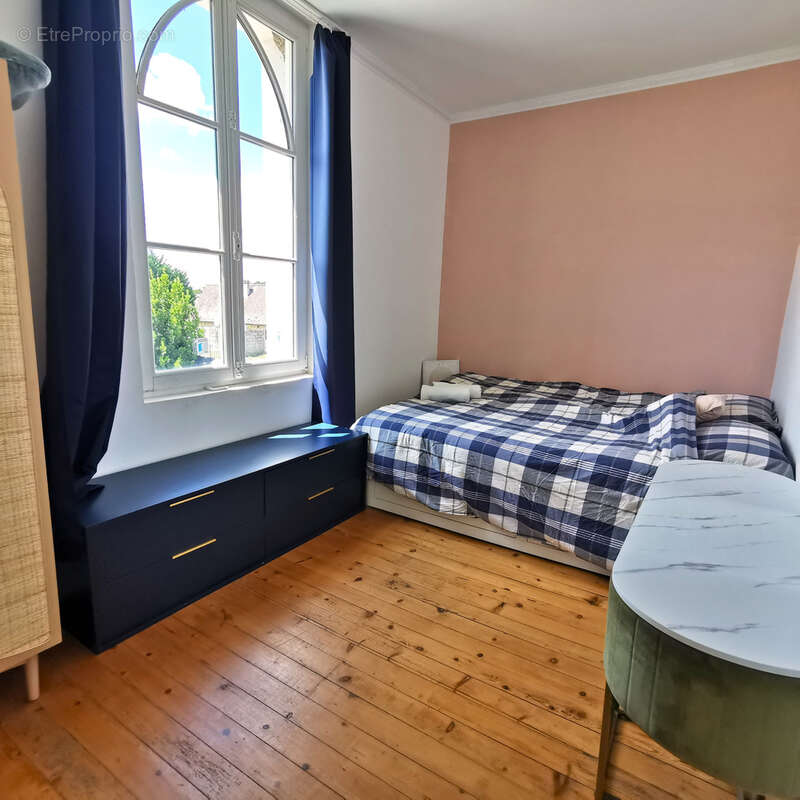 Maison à NEUFCHATEL-EN-BRAY