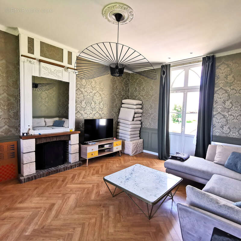 Maison à NEUFCHATEL-EN-BRAY