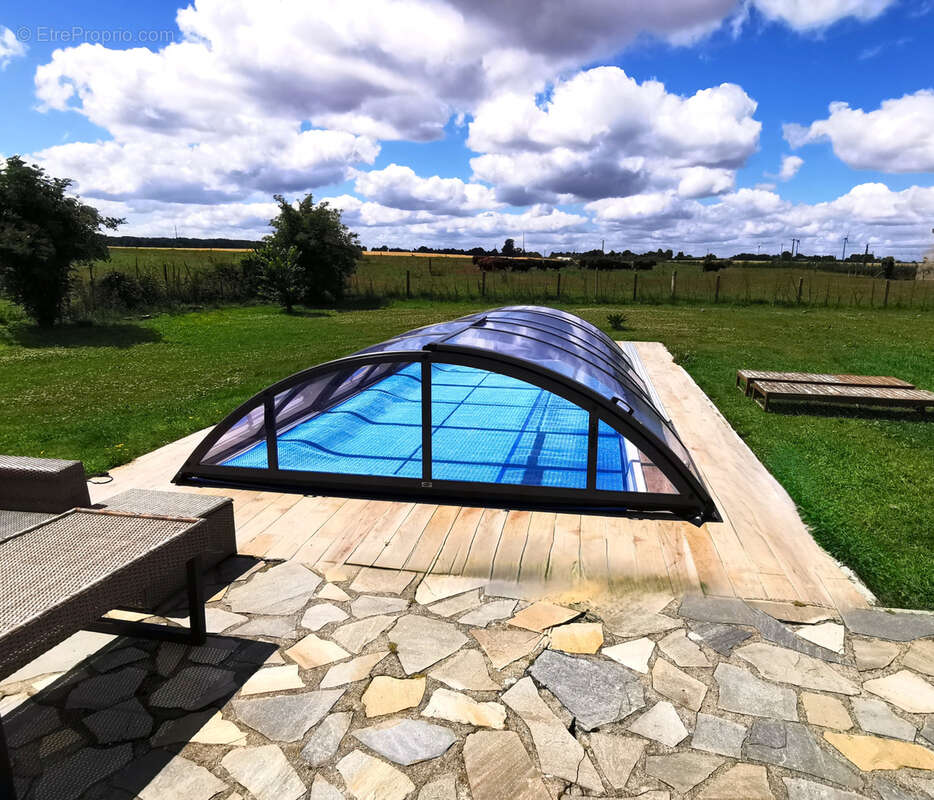 Maison à NEUFCHATEL-EN-BRAY