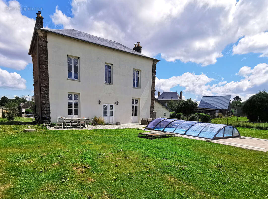 Maison à NEUFCHATEL-EN-BRAY