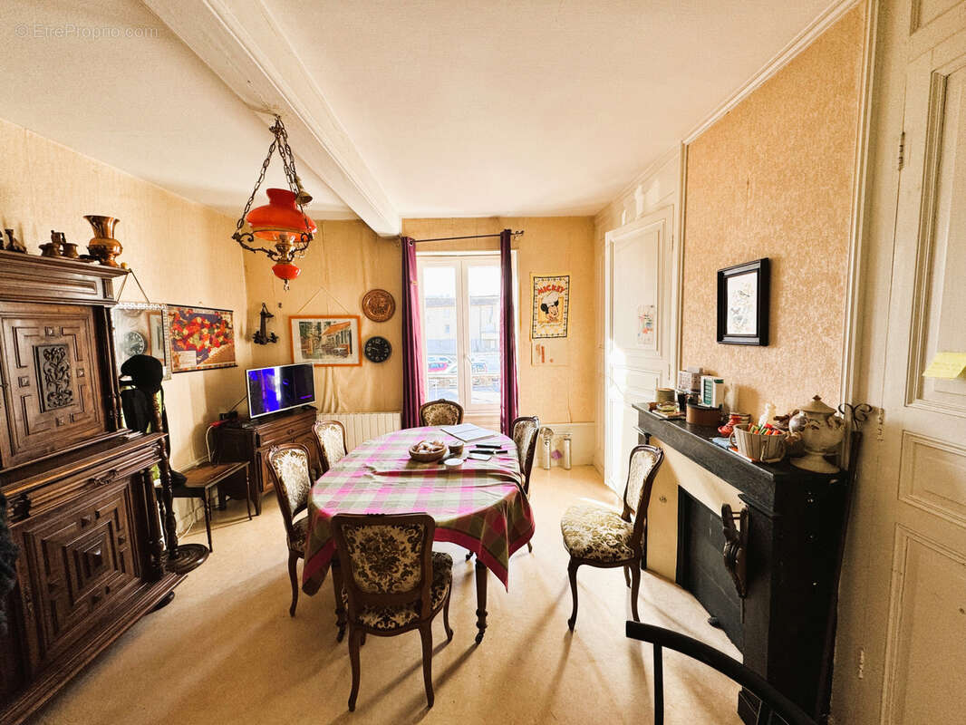 Appartement à THIERS