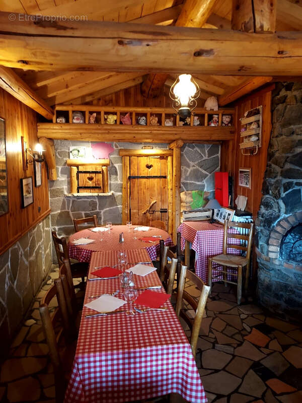 Commerce à CHAMROUSSE