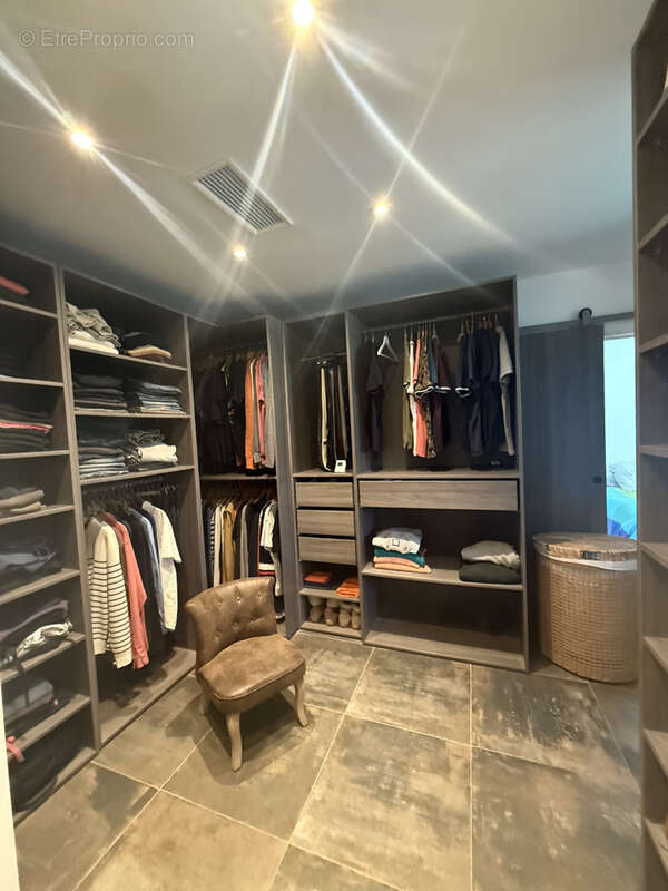 Maison à SAINT-MATHIEU-DE-TREVIERS