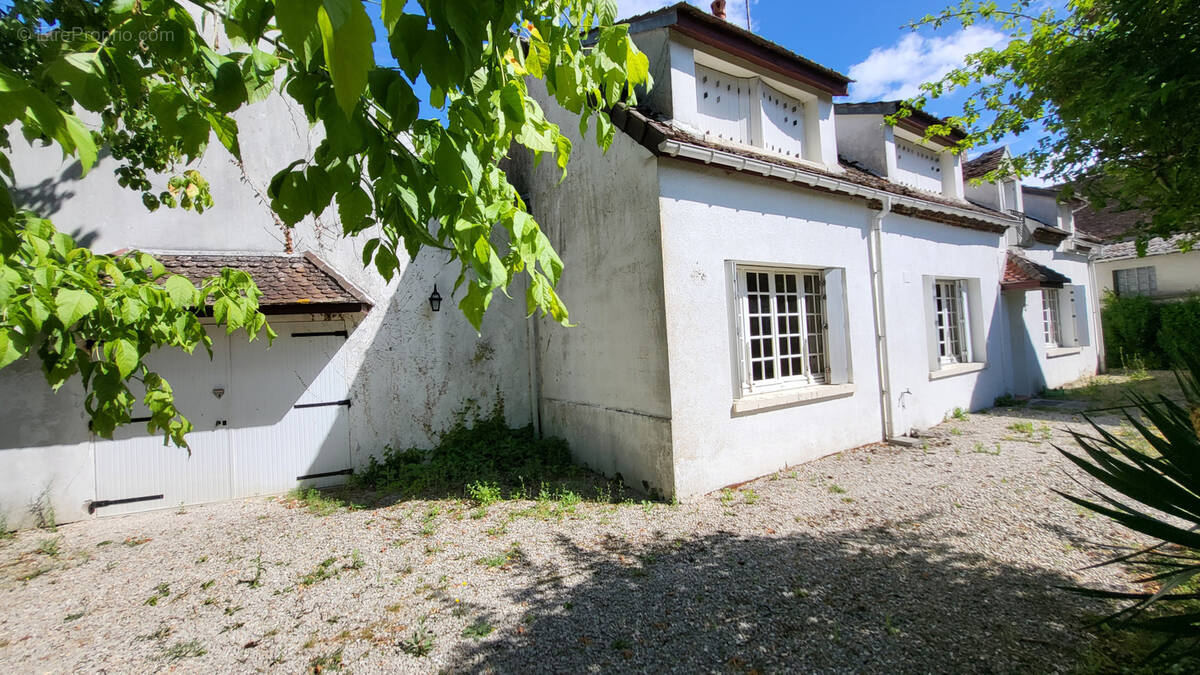 Maison à BRAY-SUR-SEINE