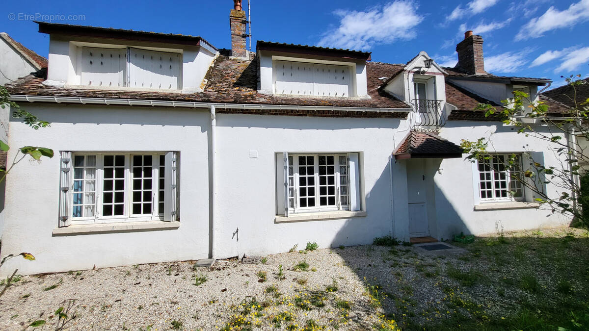 Maison à BRAY-SUR-SEINE