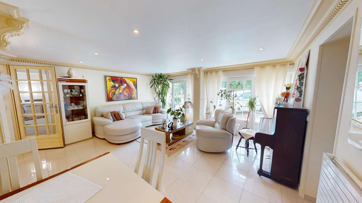 Maison à SAINT-GERMAIN-SUR-MORIN