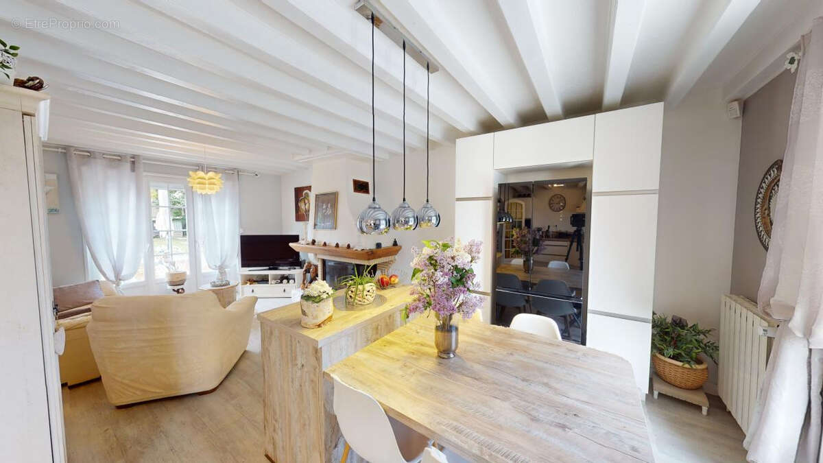 Maison à SAINT-GERMAIN-SUR-MORIN