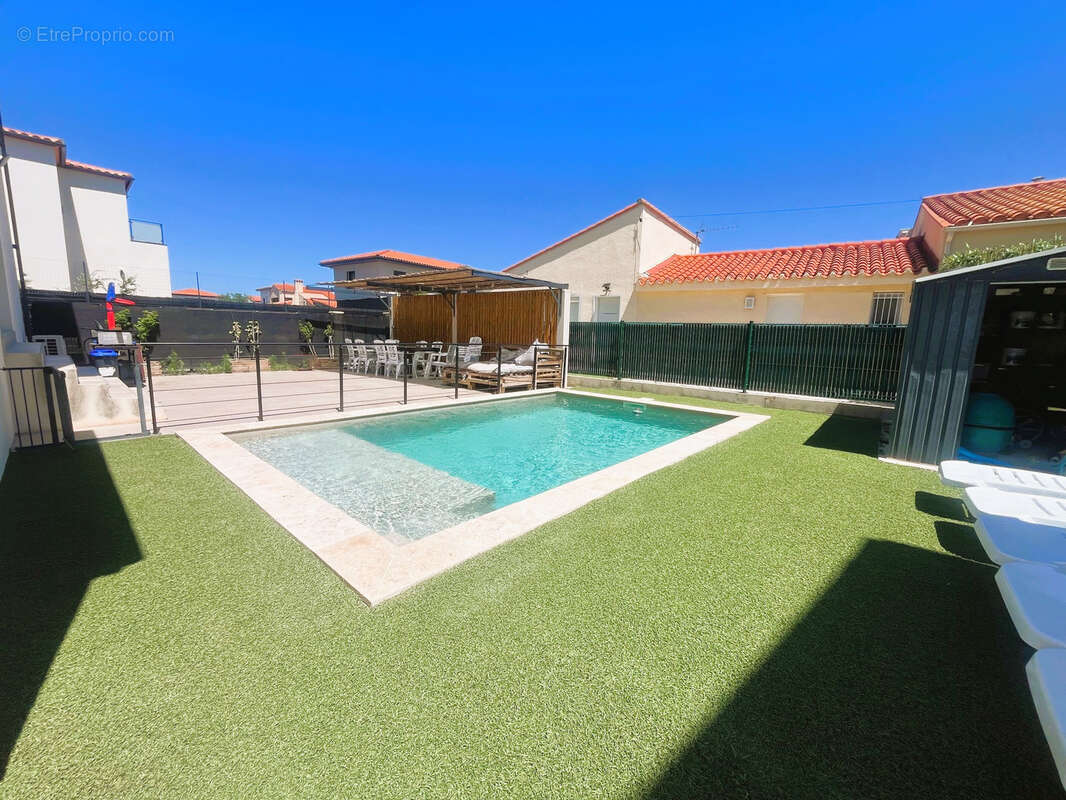 Maison à VILLELONGUE-DE-LA-SALANQUE