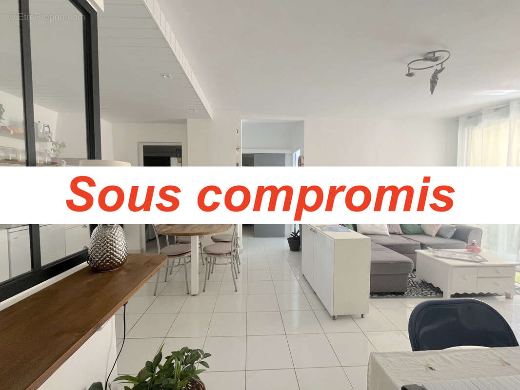 Appartement à SIX-FOURS-LES-PLAGES