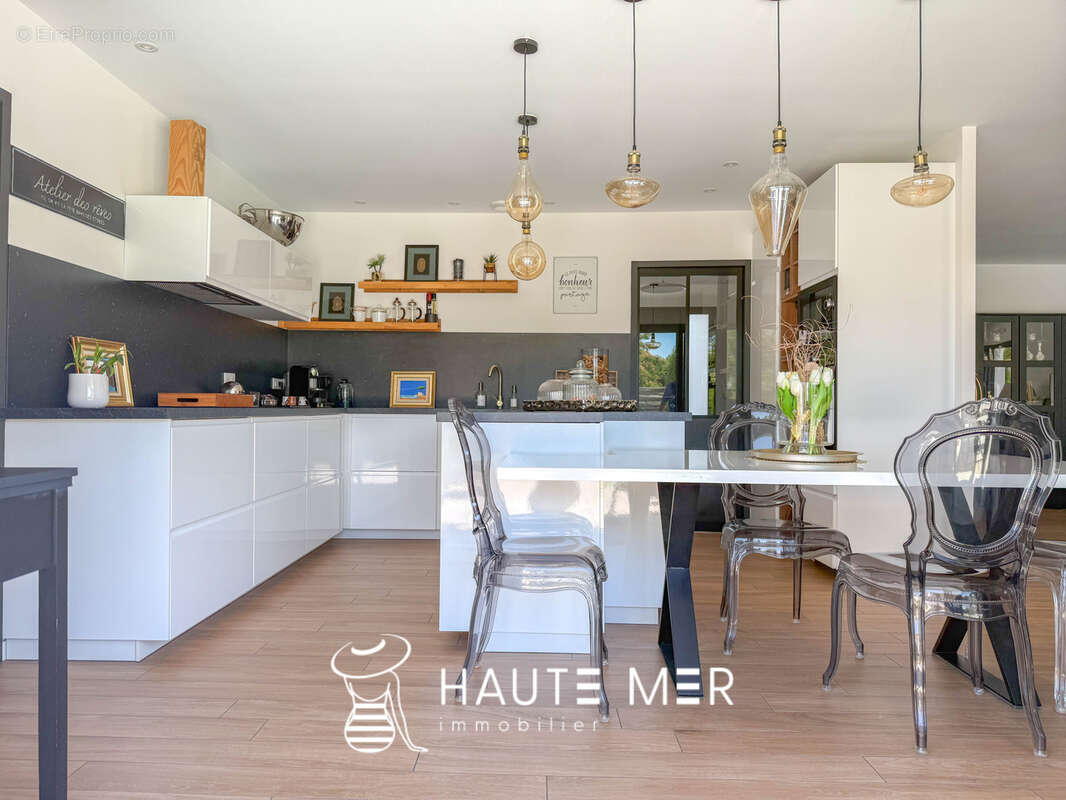 Maison à TALMONT-SAINT-HILAIRE