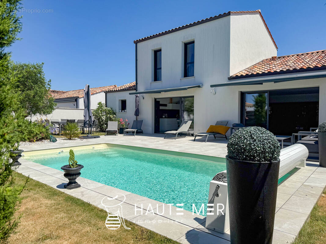 Maison à TALMONT-SAINT-HILAIRE