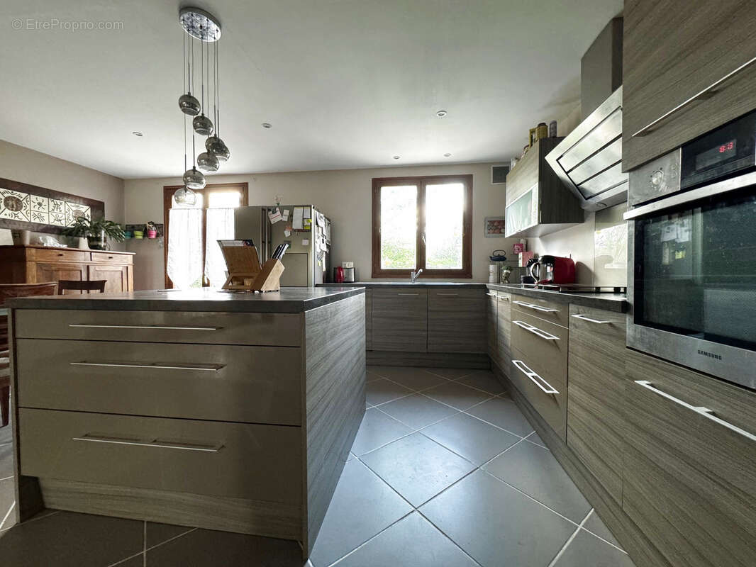 Maison à MORTEFONTAINE