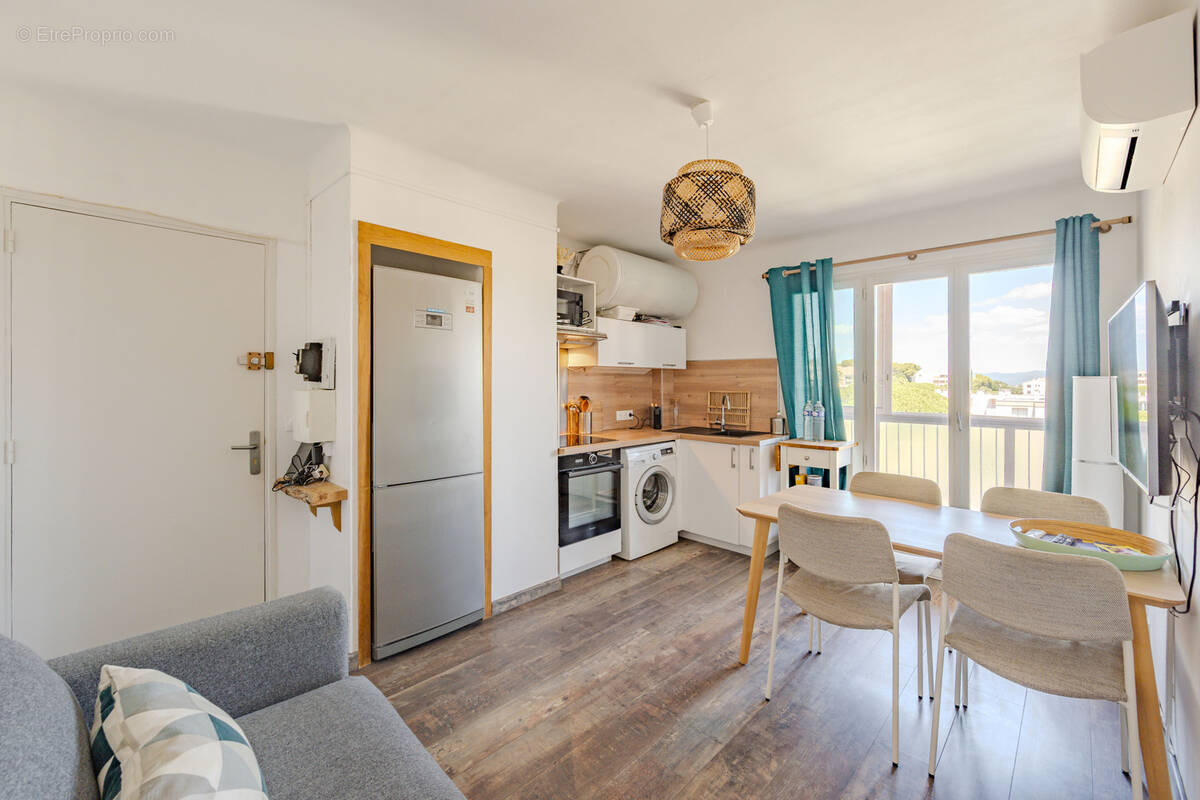Appartement à HYERES