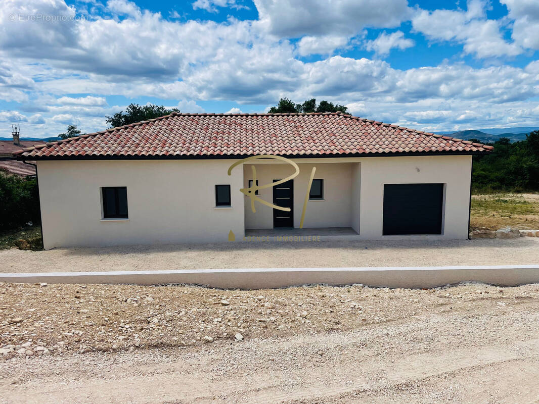 Maison à SAINT-PRIVAT-DE-CHAMPCLOS