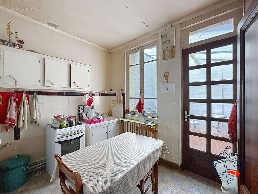 Maison à SOTTEVILLE-LES-ROUEN