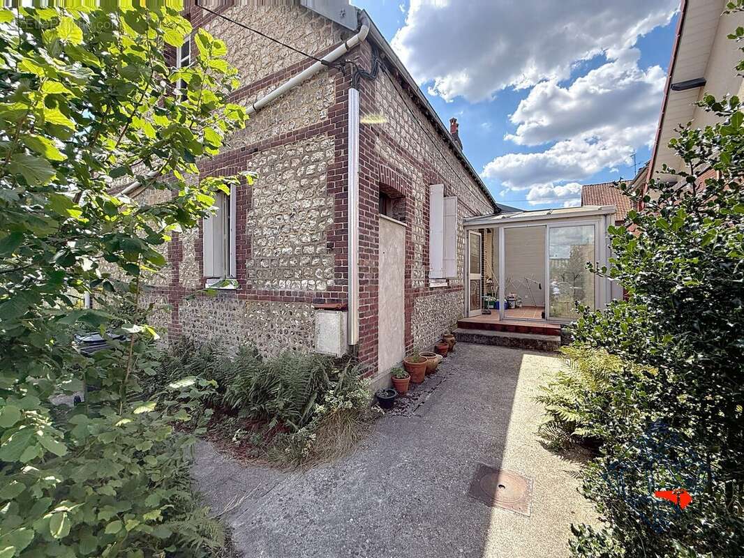 Maison à SOTTEVILLE-LES-ROUEN