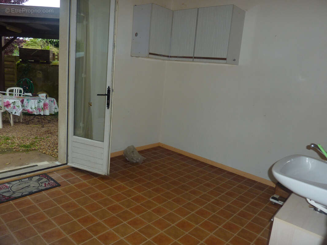 Maison à LUSSAC-LES-CHATEAUX