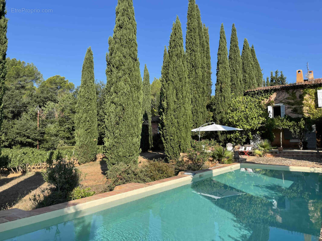 Maison à VILLECROZE