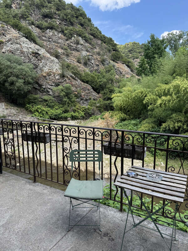 Maison à SAINT-BARTHELEMY-DE-VALS